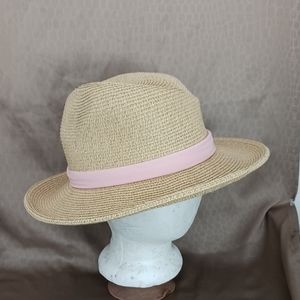 Sonoma Goods For Life Women's Packable Straw Hat Pink Ribbon Stretch Band Inside